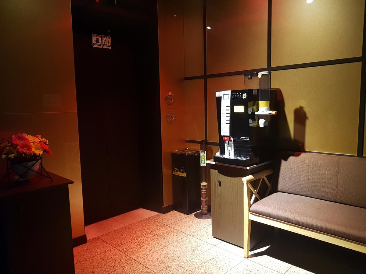 维他命酒店 釜山 外观 照片